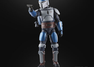 STAR-WARS-THE-BLACK-SERIES-MANDALORIAN-FLEET-COMMANDER